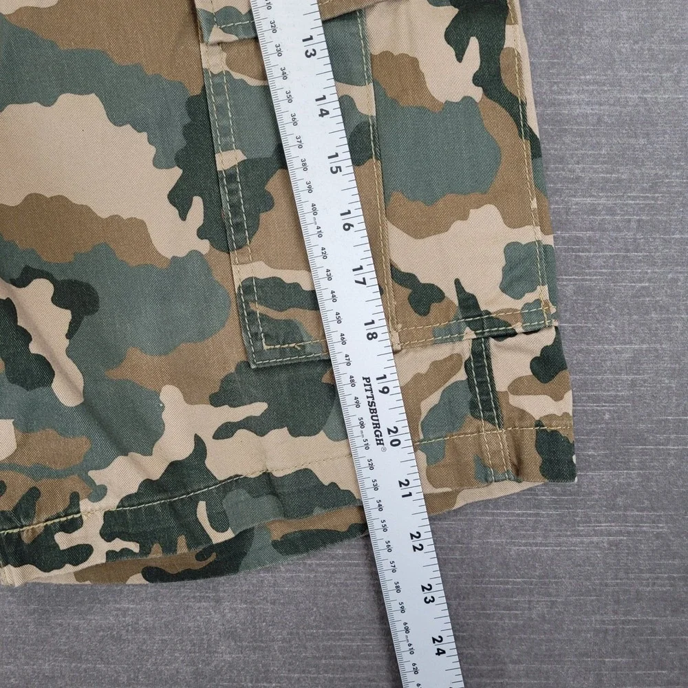 Levi's Mens Camo Cargo Shorts Green Brown Camouflage Multi Pocket Size‎ 36